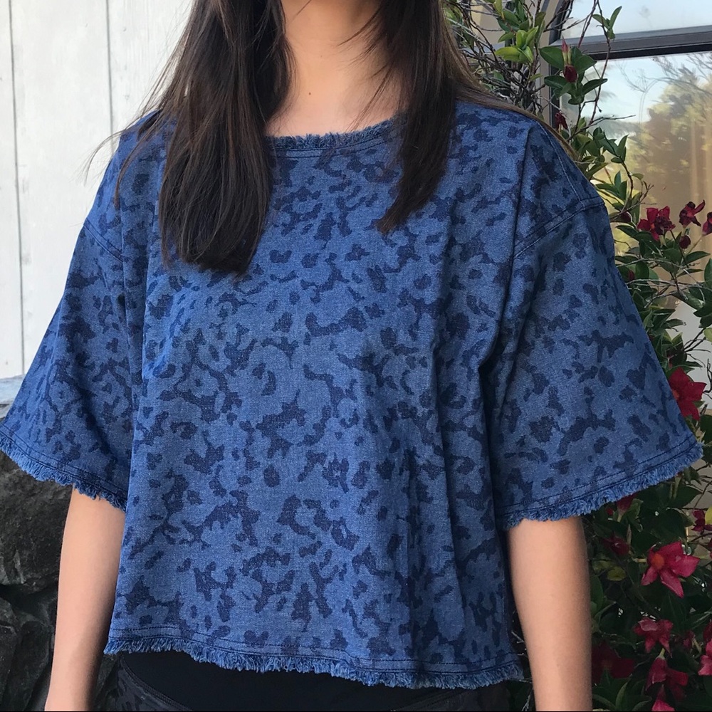 NWT Calvin Klein Jeans Printed Denim Top